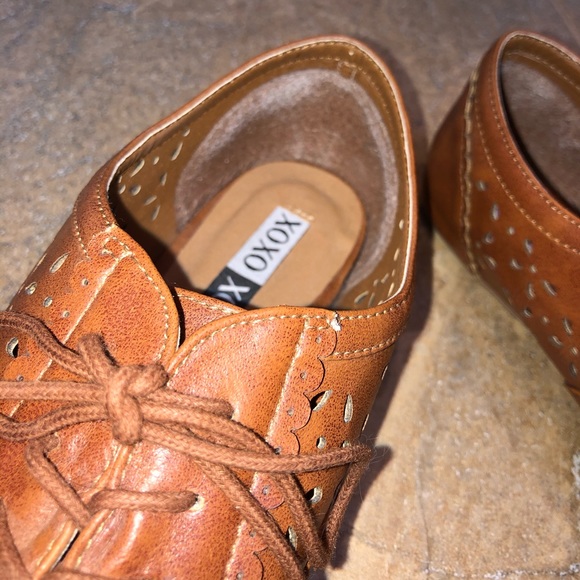 XOXO FLAT LACE UP SHOES 👠 - Picture 7 of 9